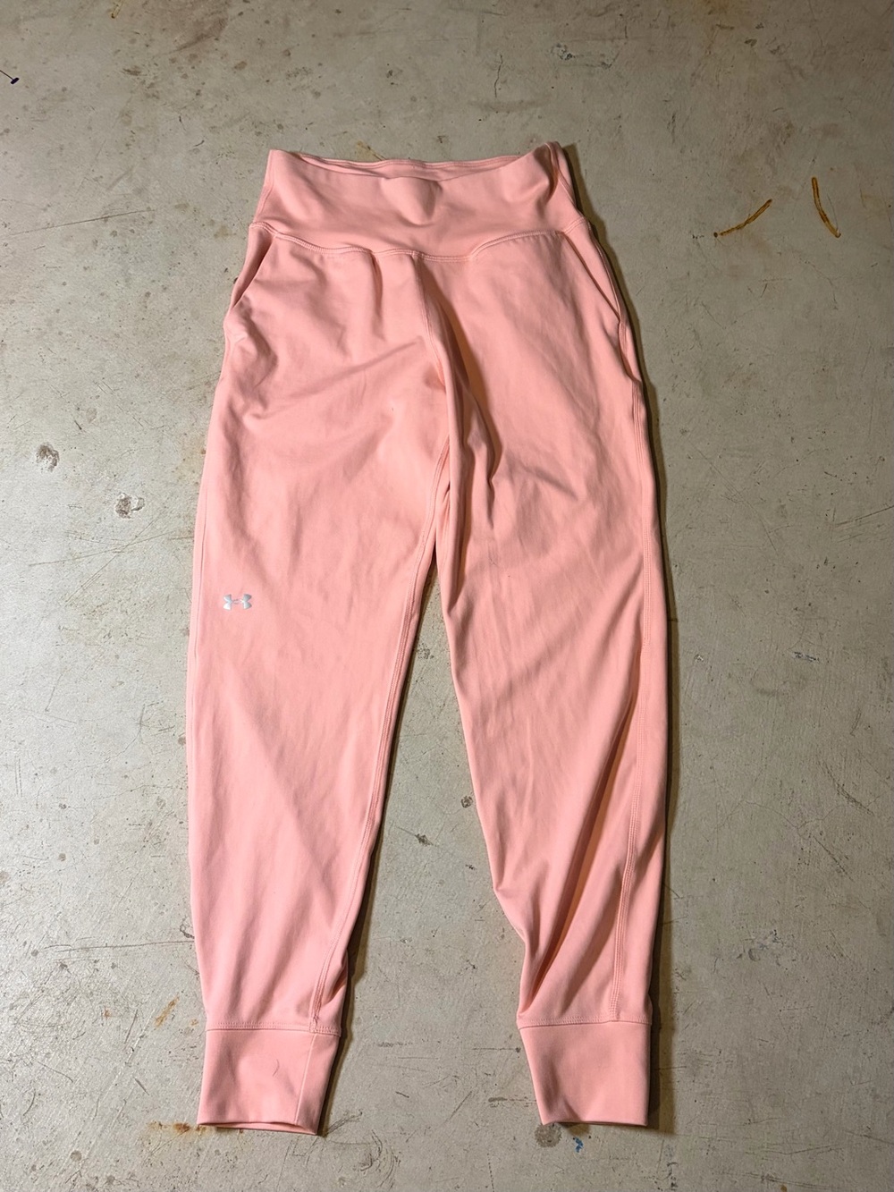 Under armour Women’s Pink leggings size small
